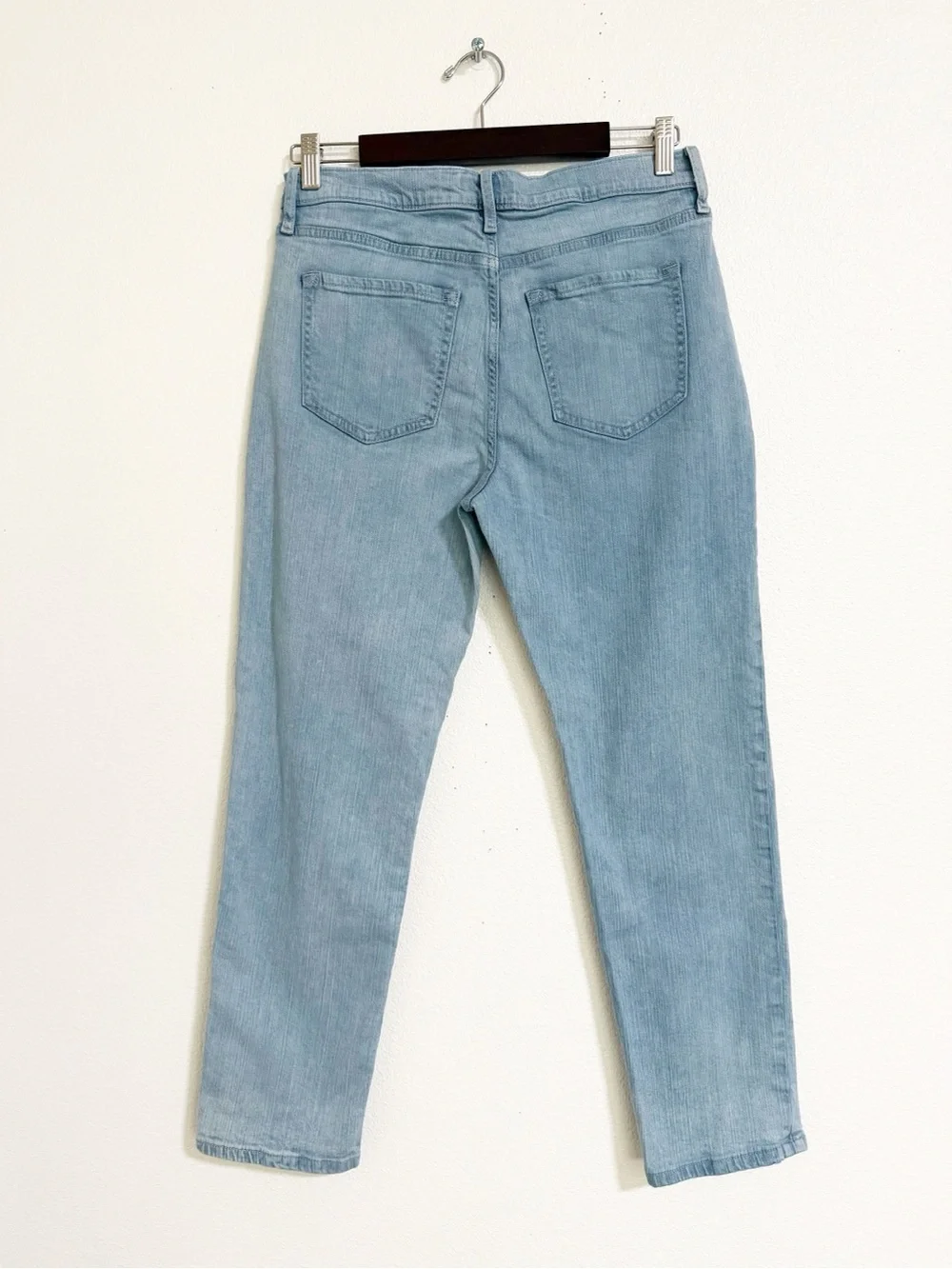 Banana Republic Girlfriend Mid Rise Lightwash Jeans 6/28
